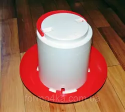 Поилка для цыплят 3 л Поилка для цыплят 3 л